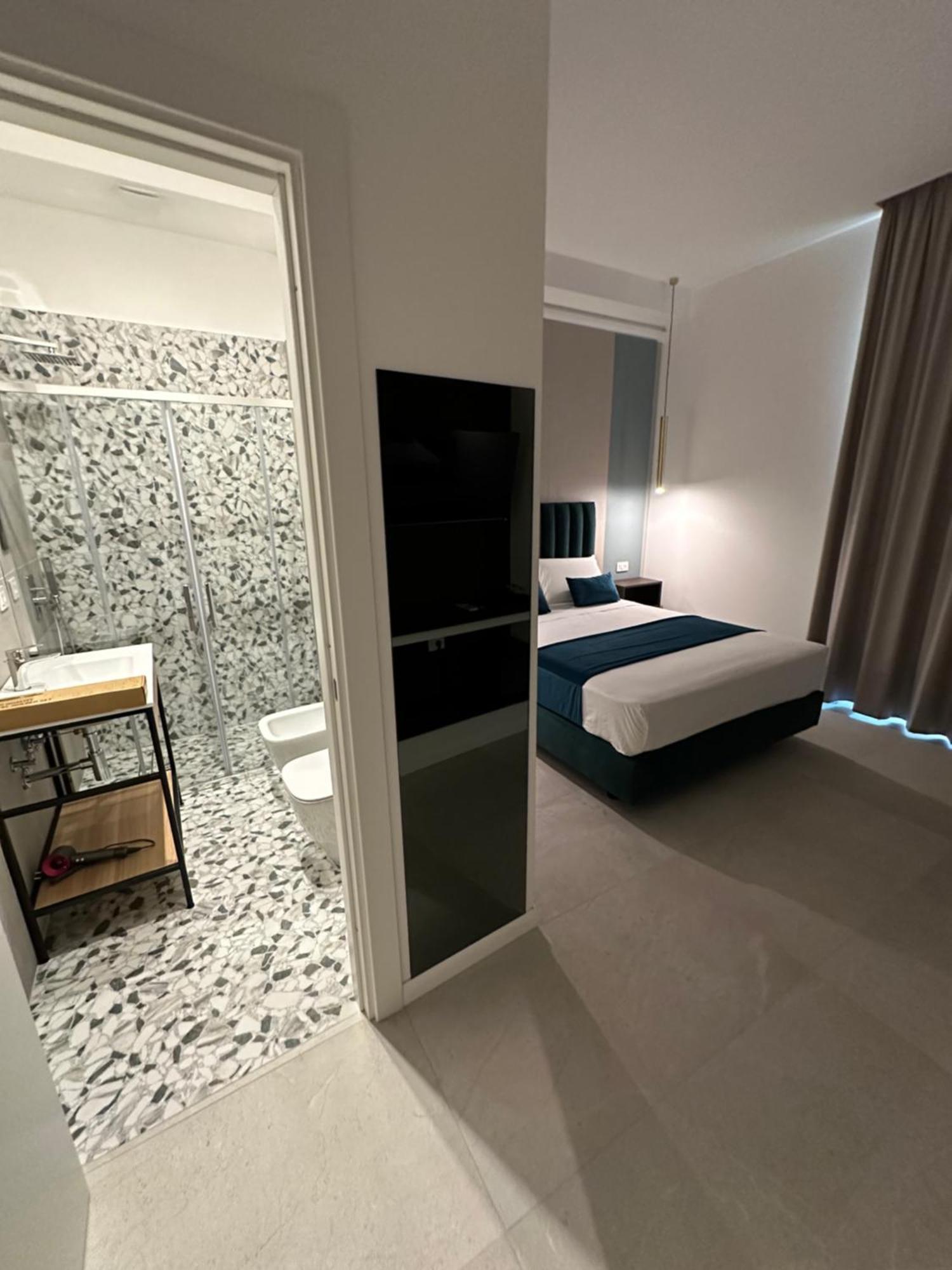 Hotiday Room Collection - Napoli Museo Suite Buitenkant foto